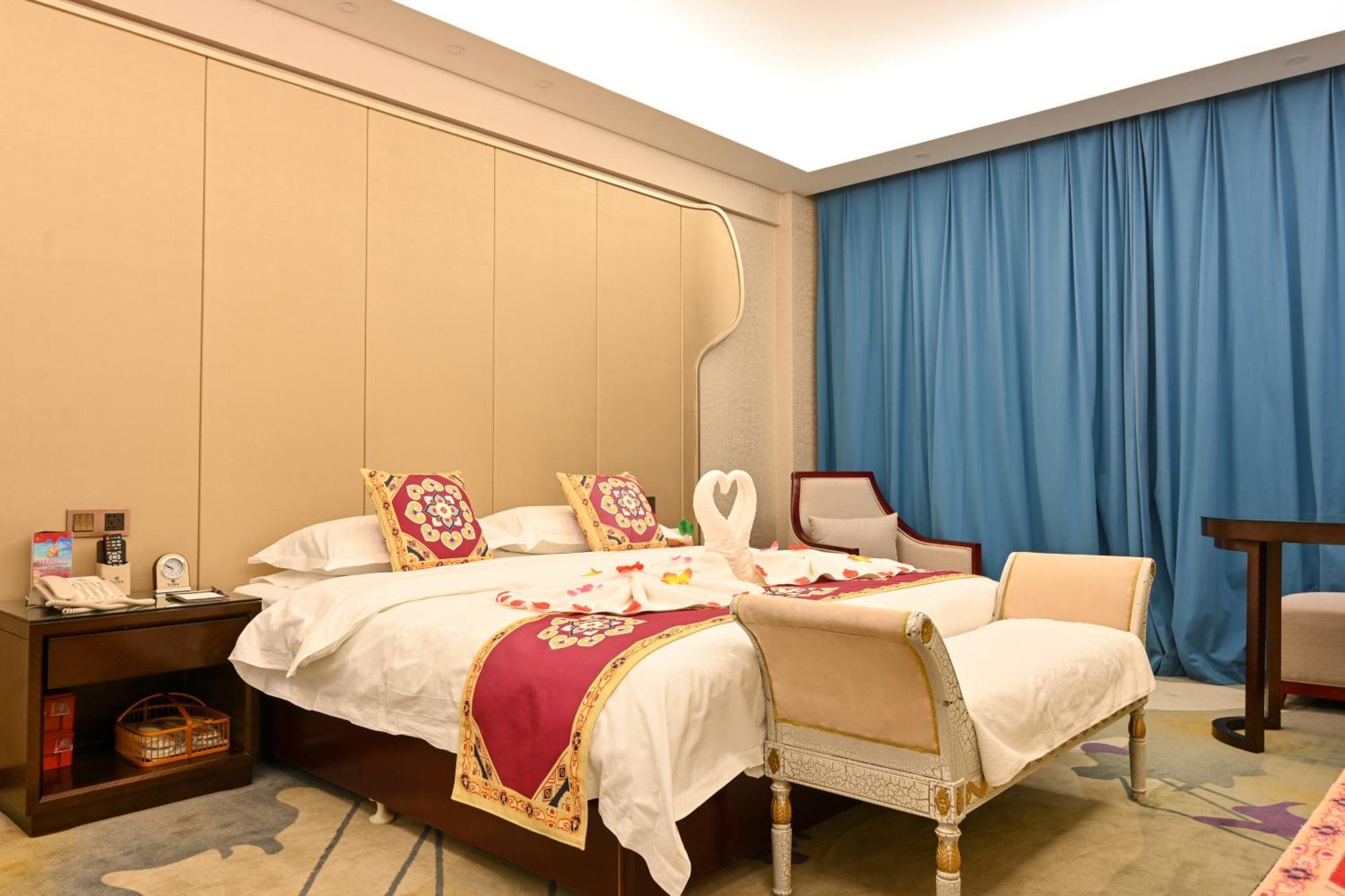 Dunhuang Hotel מראה חיצוני תמונה